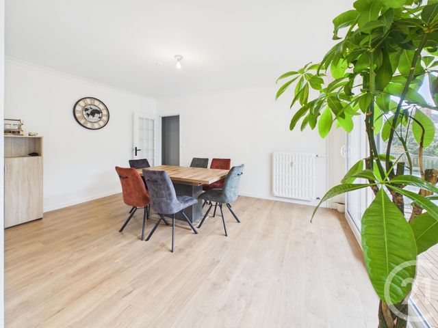 Appartement F3 bis à vendre - 4 pièces - 77.45 m2 - CHARTRES - 28 - CENTRE - Century 21 Maitrejean Immobilier