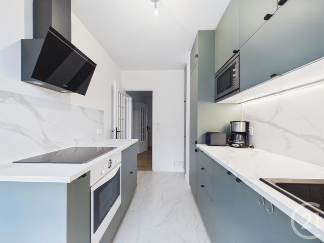 Appartement F3 bis à vendre - 4 pièces - 77.45 m2 - CHARTRES - 28 - CENTRE - Century 21 Maitrejean Immobilier