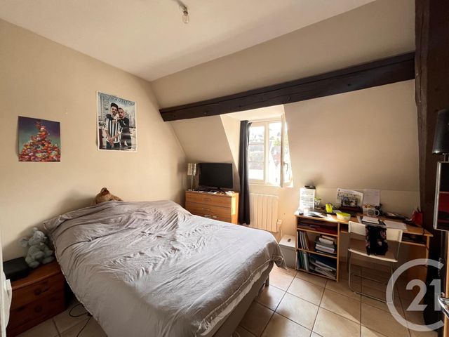 Appartement F2 à vendre - 2 pièces - 41.5 m2 - CHARTRES - 28 - CENTRE - Century 21 Maitrejean Immobilier
