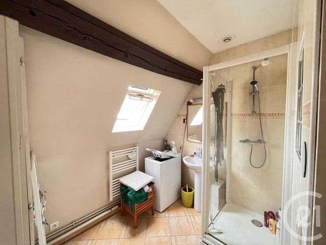 Appartement F2 à vendre - 2 pièces - 41.5 m2 - CHARTRES - 28 - CENTRE - Century 21 Maitrejean Immobilier