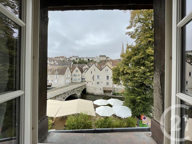 Appartement F2 à vendre - 2 pièces - 41.5 m2 - CHARTRES - 28 - CENTRE - Century 21 Maitrejean Immobilier