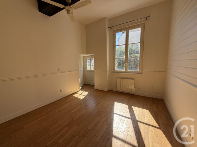 Appartement F3 à louer - 3 pièces - 56.92 m2 - CHARTRES - 28 - CENTRE - Century 21 Maitrejean Immobilier