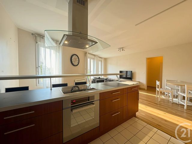 Appartement T3 à louer - 2 pièces - 61.86 m2 - CHARTRES - 28 - CENTRE - Century 21 Maitrejean Immobilier