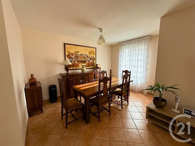 Appartement F4 à louer - 4 pièces - 103.0 m2 - CHARTRES - 28 - CENTRE - Century 21 Maitrejean Immobilier