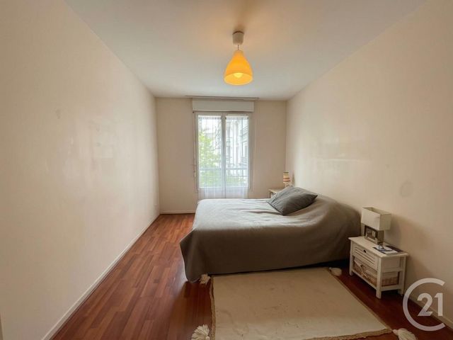 Appartement F4 à louer - 4 pièces - 103.0 m2 - CHARTRES - 28 - CENTRE - Century 21 Maitrejean Immobilier