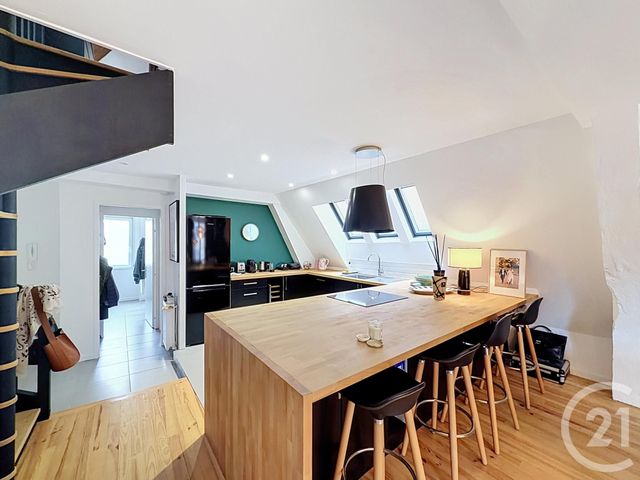 Appartement T4 à vendre - 4 pièces - 71.59 m2 - CHARTRES - 28 - CENTRE - Century 21 Maitrejean Immobilier