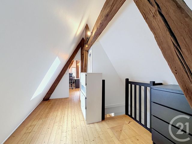 Appartement T4 à vendre - 4 pièces - 71.59 m2 - CHARTRES - 28 - CENTRE - Century 21 Maitrejean Immobilier
