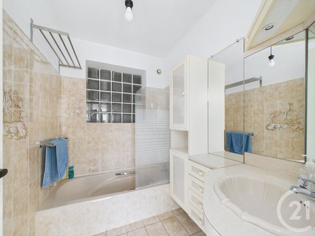 maison à vendre - 6 pièces - 100.0 m2 - NOGENT LE PHAYE - 28 - CENTRE - Century 21 Maitrejean Immobilier