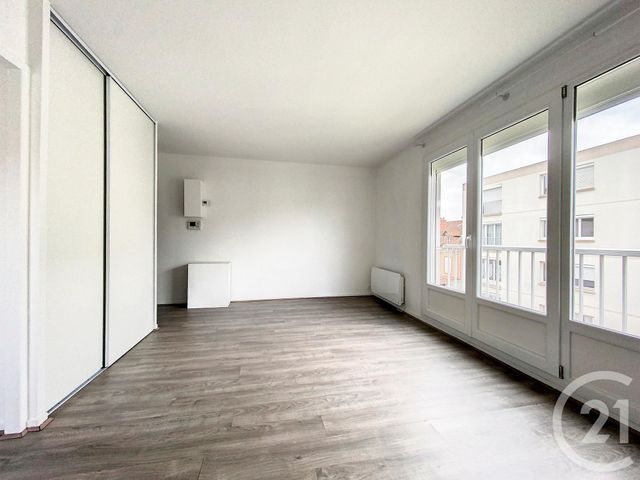 Appartement Studio à vendre - 1 pièce - 30.14 m2 - CHARTRES - 28 - CENTRE - Century 21 Maitrejean Immobilier