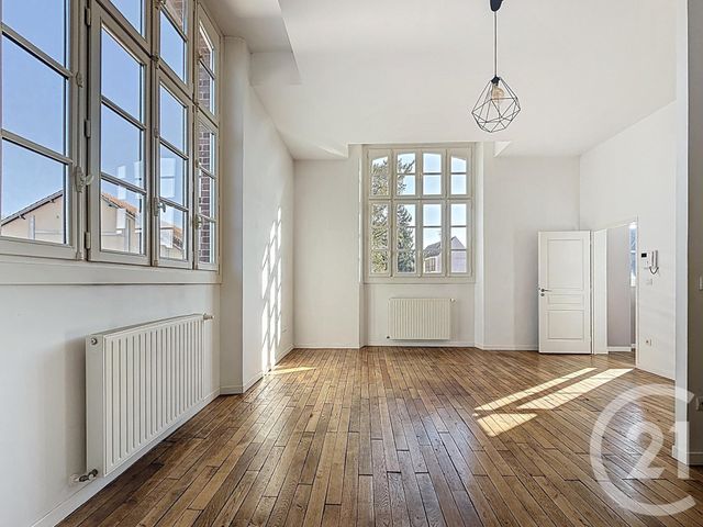 Appartement Triplex à vendre - 4 pièces - 103.89 m2 - CHARTRES - 28 - CENTRE - Century 21 Maitrejean Immobilier