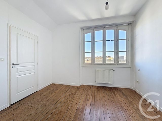 Appartement Triplex à vendre - 4 pièces - 103.89 m2 - CHARTRES - 28 - CENTRE - Century 21 Maitrejean Immobilier