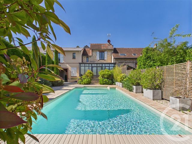 maison à vendre - 8 pièces - 185.0 m2 - CHARTRES - 28 - CENTRE - Century 21 Maitrejean Immobilier