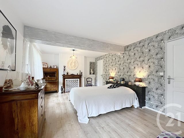 Afficher la photo en grand maison à vendre - 7 pièces - 195.0 m2 - CHARTRES - 28 - CENTRE - Century 21 Maitrejean Immobilier